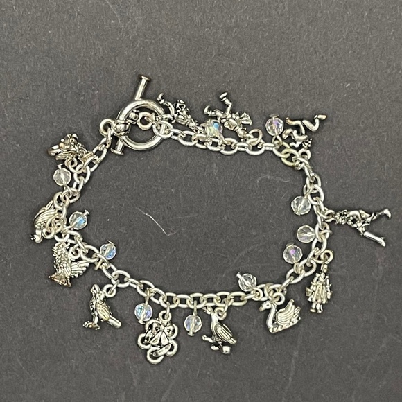 Vintage Charm Bracelet - Picture 2 of 8